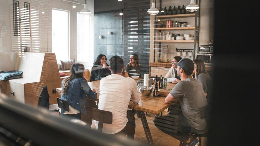 The Advantages of Curated Marketplaces